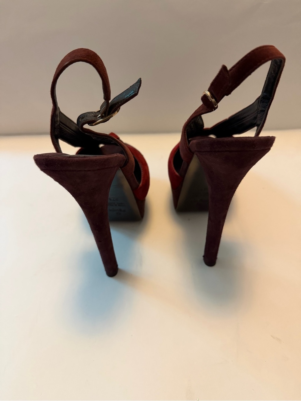Fendi Two-tone Burgundy/red Suede platform High Heel slingback Sandals